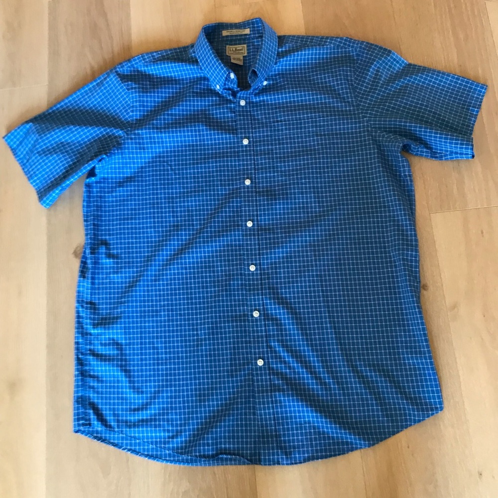 LL Bean traditional fit mens short sleeve shirt.  Blue checked, size XL Tall.